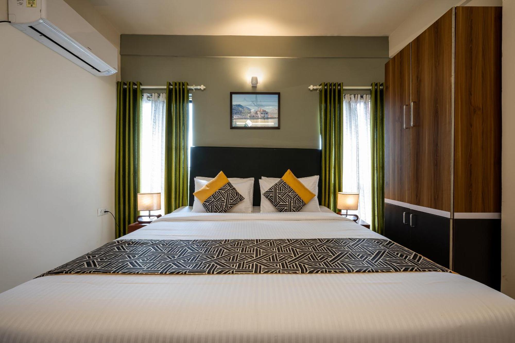 Cj Grande By Jesway Hotels & Resorts Kochi 외부 사진