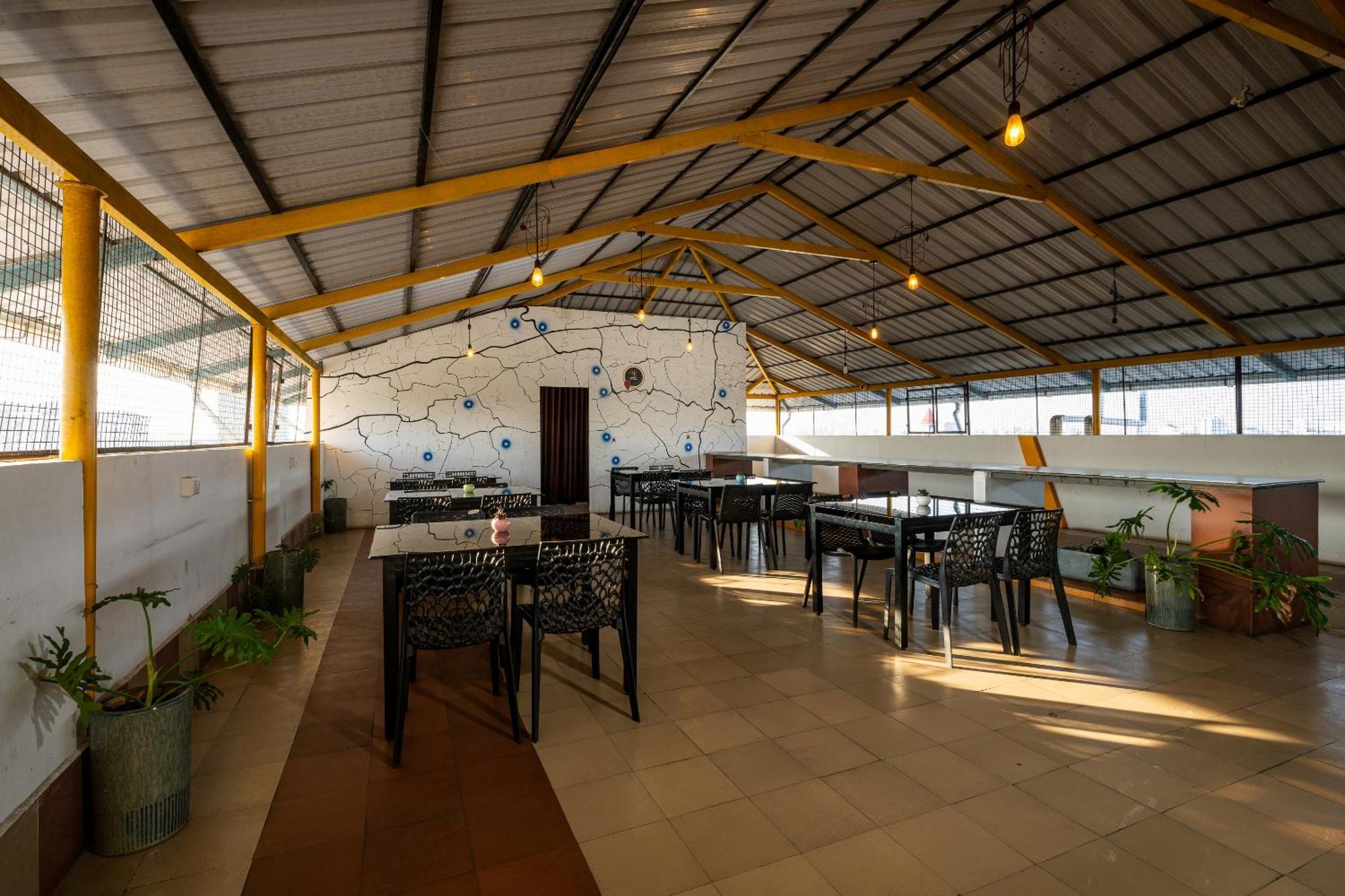 Cj Grande By Jesway Hotels & Resorts Kochi 외부 사진