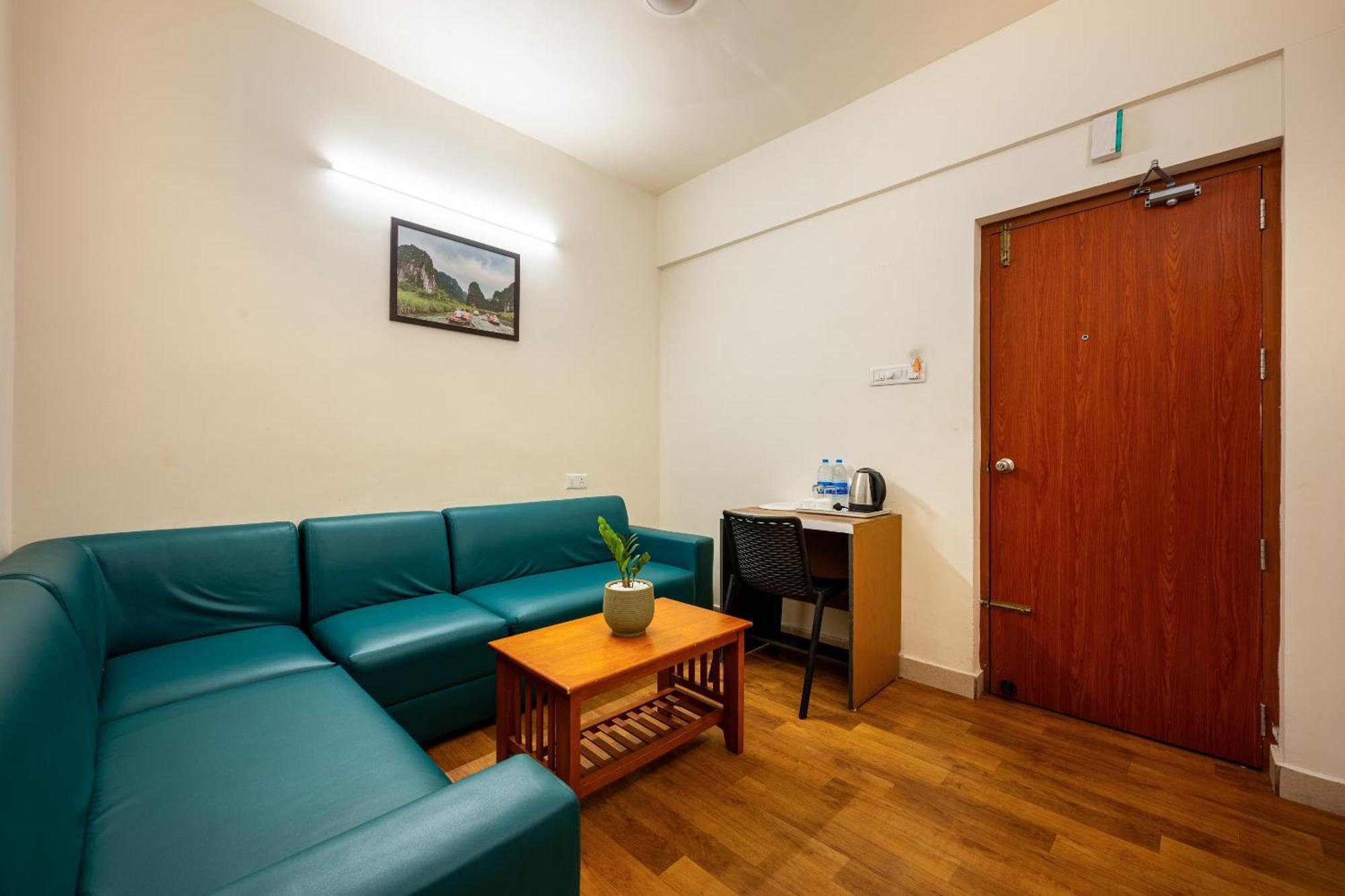 Cj Grande By Jesway Hotels & Resorts Kochi 외부 사진