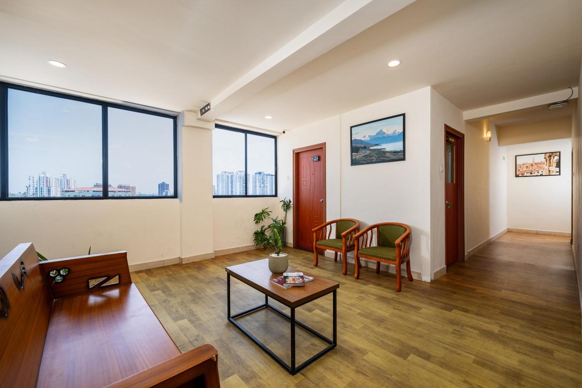 Cj Grande By Jesway Hotels & Resorts Kochi 외부 사진