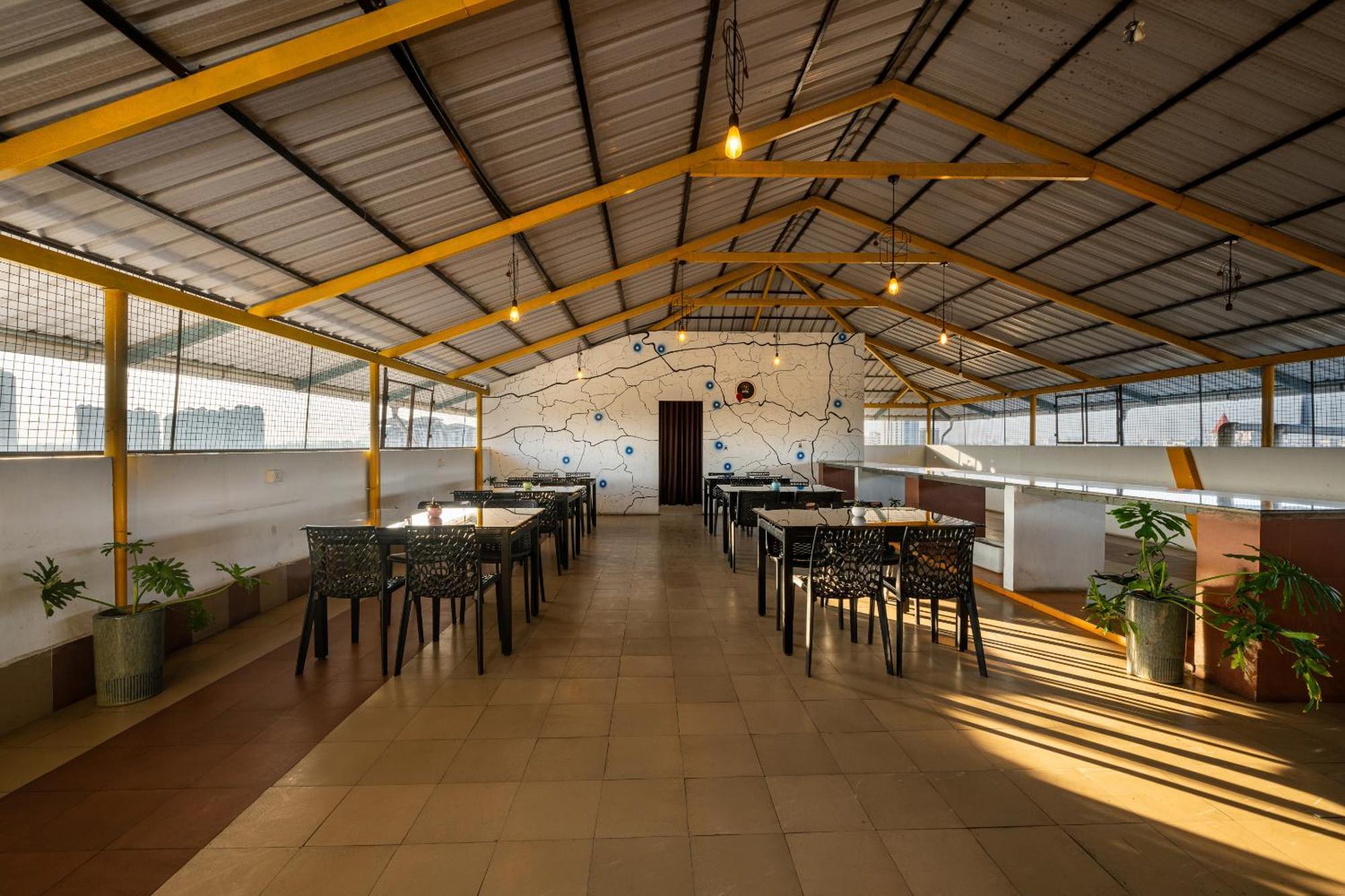 Cj Grande By Jesway Hotels & Resorts Kochi 외부 사진