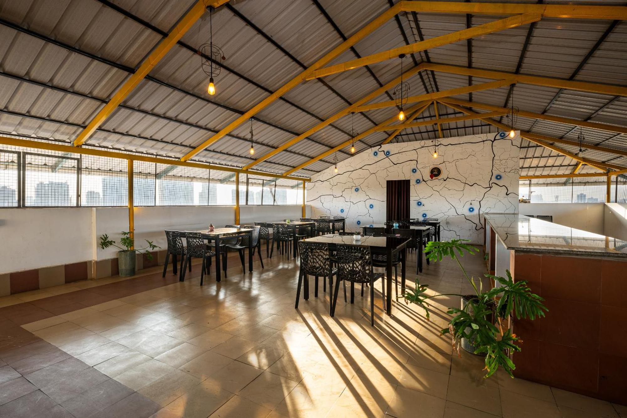 Cj Grande By Jesway Hotels & Resorts Kochi 외부 사진